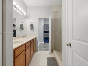 4126 Cascada Cir, Cooper City FL 33024