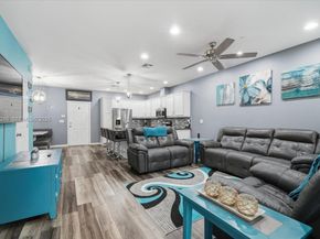 4126 Cascada Cir, Cooper City FL 33024