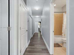 4126 Cascada Cir, Cooper City FL 33024