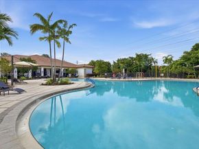 4126 Cascada Cir, Cooper City FL 33024