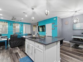 4126 Cascada Cir, Cooper City FL 33024