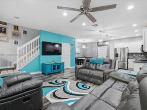 4126 Cascada Cir, Cooper City FL 33024