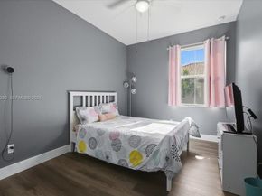 4126 Cascada Cir, Cooper City FL 33024