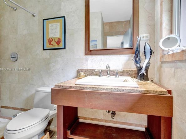 6285 Pine Ter, Plantation FL 33317