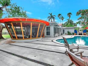 6285 Pine Ter, Plantation FL 33317