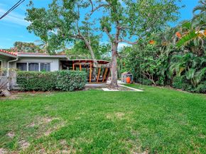 6285 Pine Ter, Plantation FL 33317