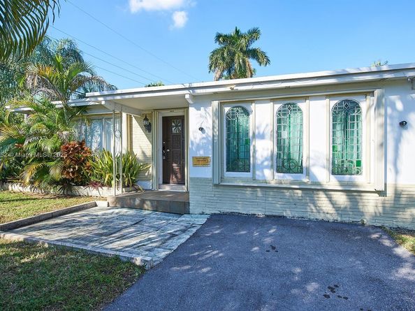 1511 Garfield St, Hollywood FL 33020