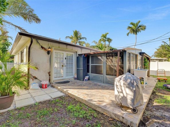 1511 Garfield St, Hollywood FL 33020