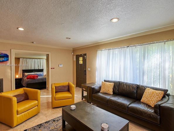 1511 Garfield St, Hollywood FL 33020