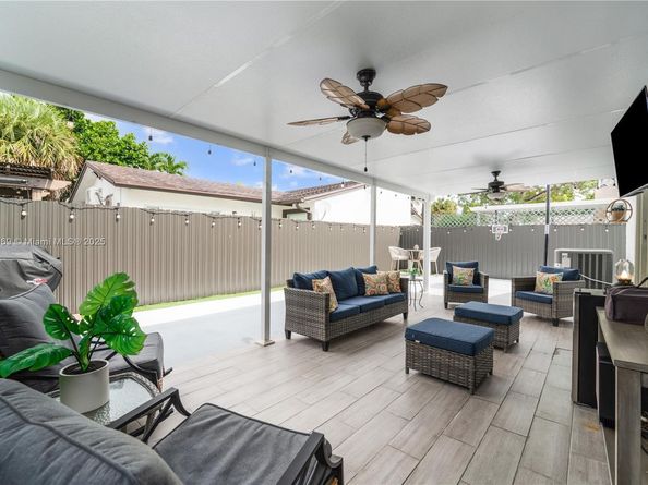 9746 SW 147th Ct, Miami FL 33196