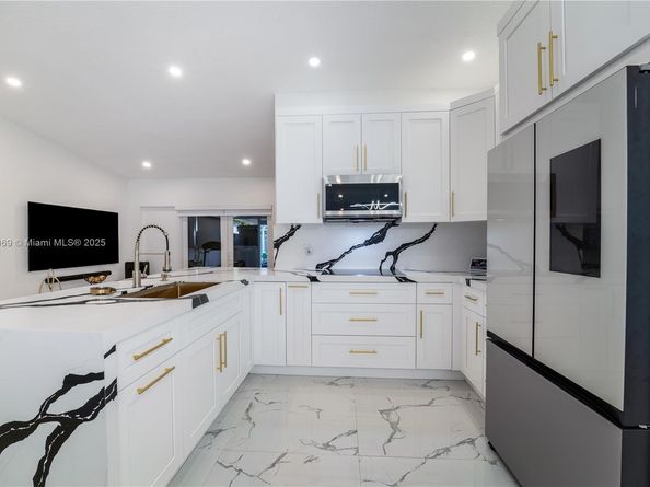 9746 SW 147th Ct, Miami FL 33196