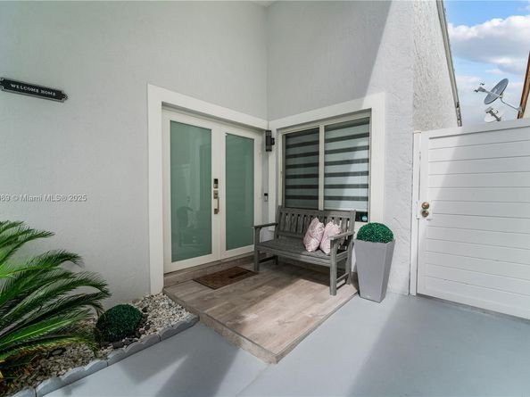 9746 SW 147th Ct, Miami FL 33196