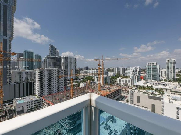 700 NE 25th St 1604, Miami FL 33137