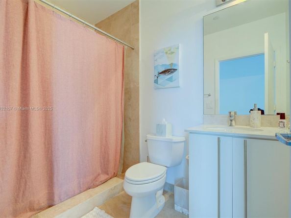 700 NE 25th St 1604, Miami FL 33137