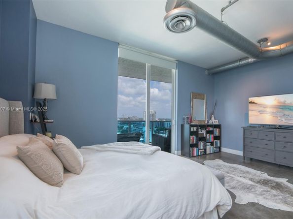 700 NE 25th St 1604, Miami FL 33137