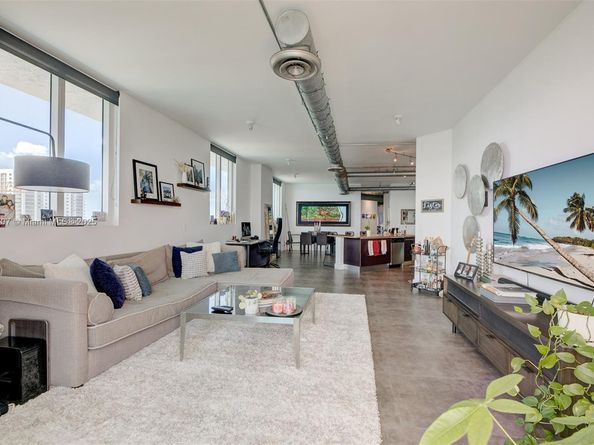 700 NE 25th St 1604, Miami FL 33137