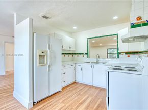 6424 SW 20th St, Miramar FL 33023