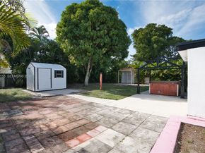 6424 SW 20th St, Miramar FL 33023