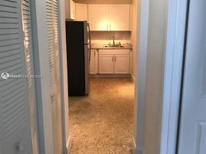 142 SW 18th Ave 9, Miami FL 33135