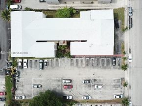 142 SW 18th Ave 9, Miami FL 33135