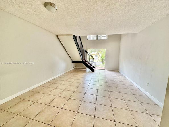 8600 SW 109th Ave 4211, Miami FL 33173