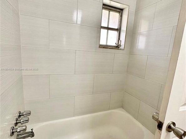 8600 SW 109th Ave 4211, Miami FL 33173