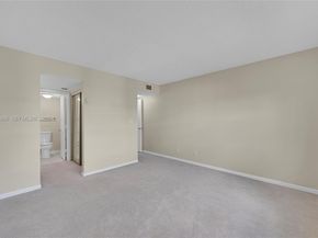 1100 NW 87th Ave 401, Coral Springs FL 33071