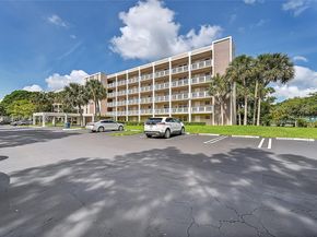 1100 NW 87th Ave 401, Coral Springs FL 33071