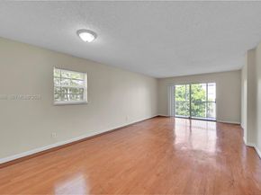 1100 NW 87th Ave 401, Coral Springs FL 33071