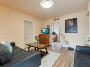 1449 NE 51st St, Pompano Beach FL 33064