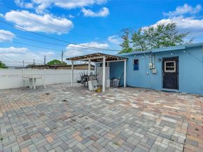 1449 NE 51st St, Pompano Beach FL 33064