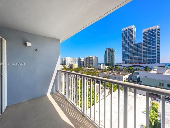6855 E Abbott Ave 801, Miami Beach FL 33141