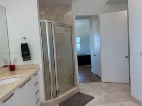 15051 Royal Oaks Ln 2601, North Miami FL 33181