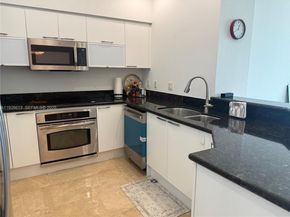 15051 Royal Oaks Ln 2601, North Miami FL 33181