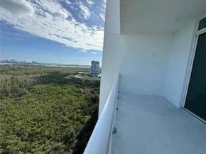 15051 Royal Oaks Ln 2601, North Miami FL 33181