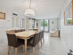 4301 Collins Ave 202, Miami Beach FL 33140