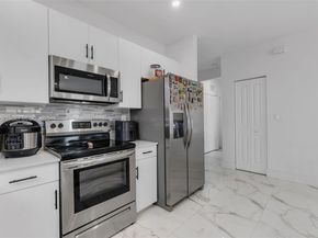 11939 SW 241st Ter, Homestead FL 33032