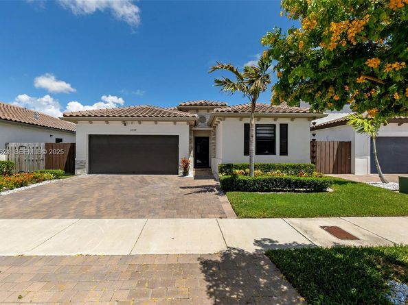 11939 SW 241st Ter, Homestead FL 33032