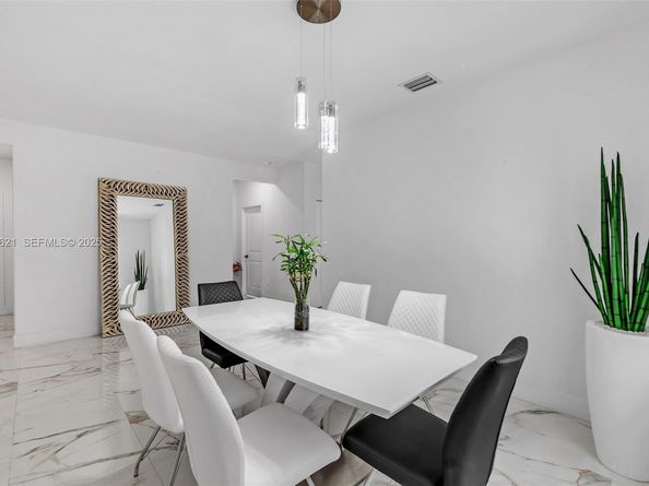 11939 SW 241st Ter, Homestead FL 33032