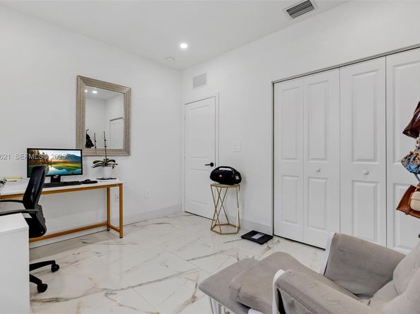 11939 SW 241st Ter, Homestead FL 33032