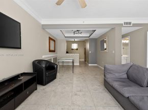 156 Aragon Way 103, Jupiter FL 33458