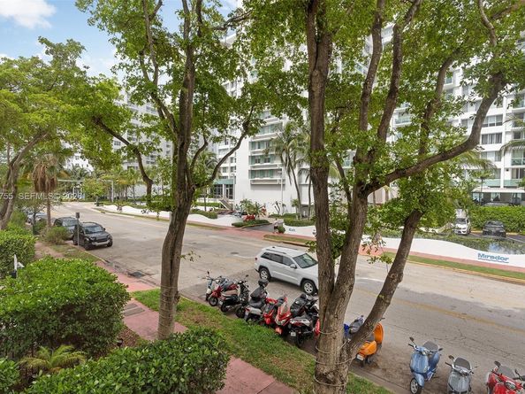 1035 West Ave 201, Miami Beach FL 33139