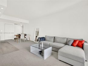 45 SW 9th St 1609, Miami FL 33130