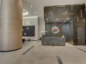 45 SW 9th St 1609, Miami FL 33130