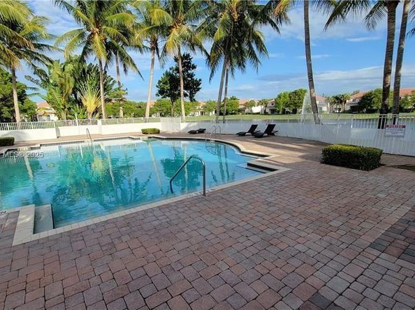 8297 SW 25th Ct 101, Miramar FL 33025