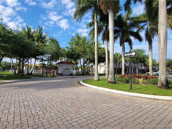 8297 SW 25th Ct 101, Miramar FL 33025