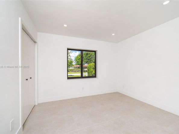 9230 SW 183rd Ter, Palmetto Bay FL 33157