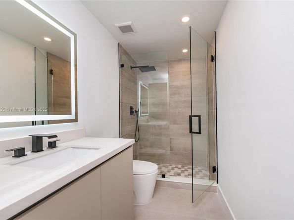 9230 SW 183rd Ter, Palmetto Bay FL 33157