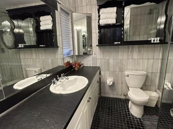 1660 NE 25th Ave, Pompano Beach FL 33062