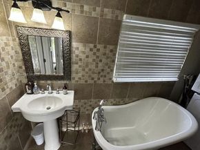 1660 NE 25th Ave, Pompano Beach FL 33062